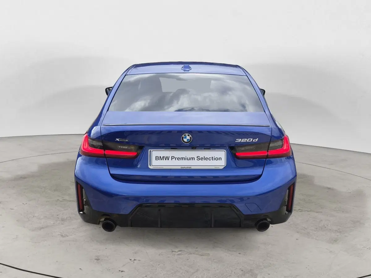 BMW Serie 3 usata  (3)