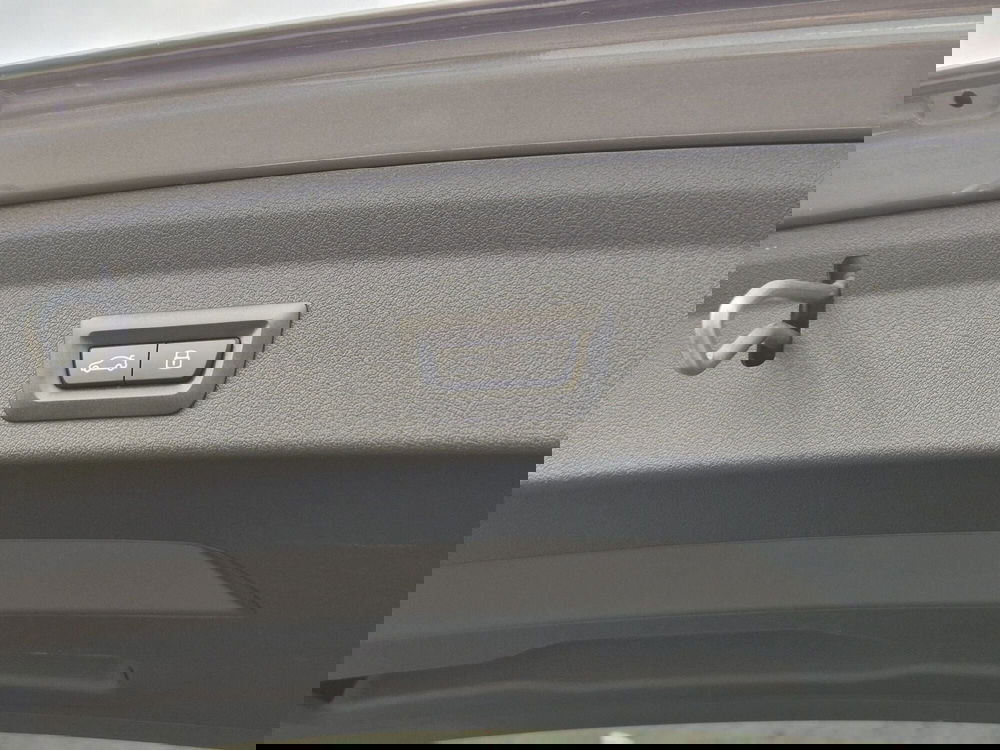 BMW Serie 1 usata  (17)