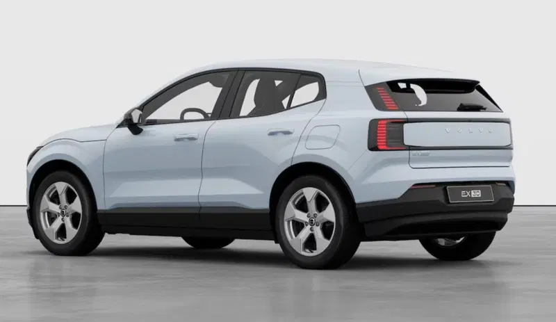 Volvo EX30 nuova a Milano (3)