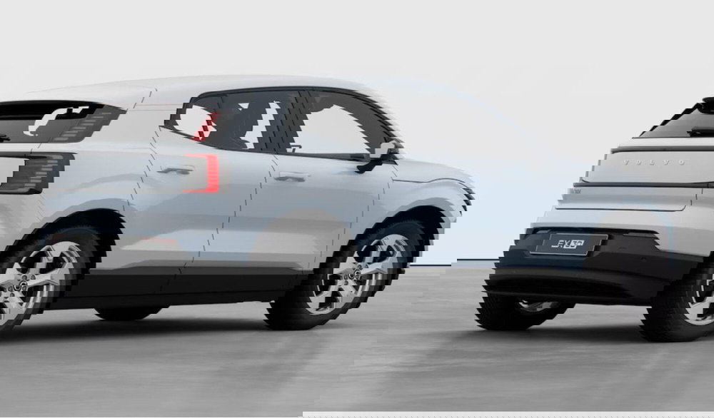 Volvo EX30 nuova a Milano (4)