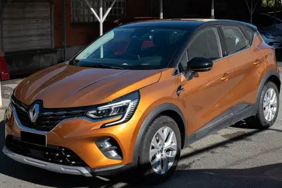Renault Captur Plug-in Hybrid E-Tech 160 CV Intens del 2020 usata a Cirie'