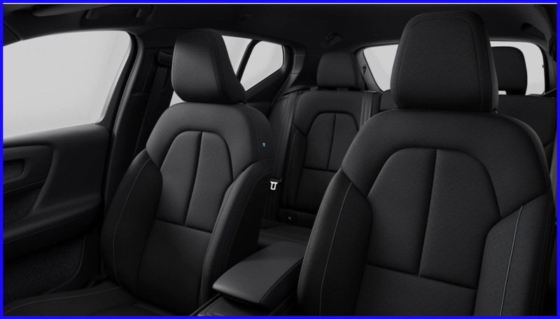 Volvo XC40 nuova a Milano (12)