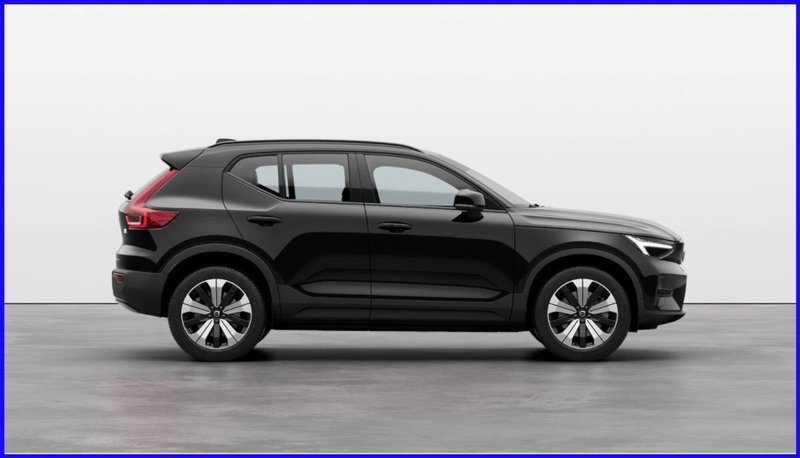 Volvo XC40 nuova a Milano (3)