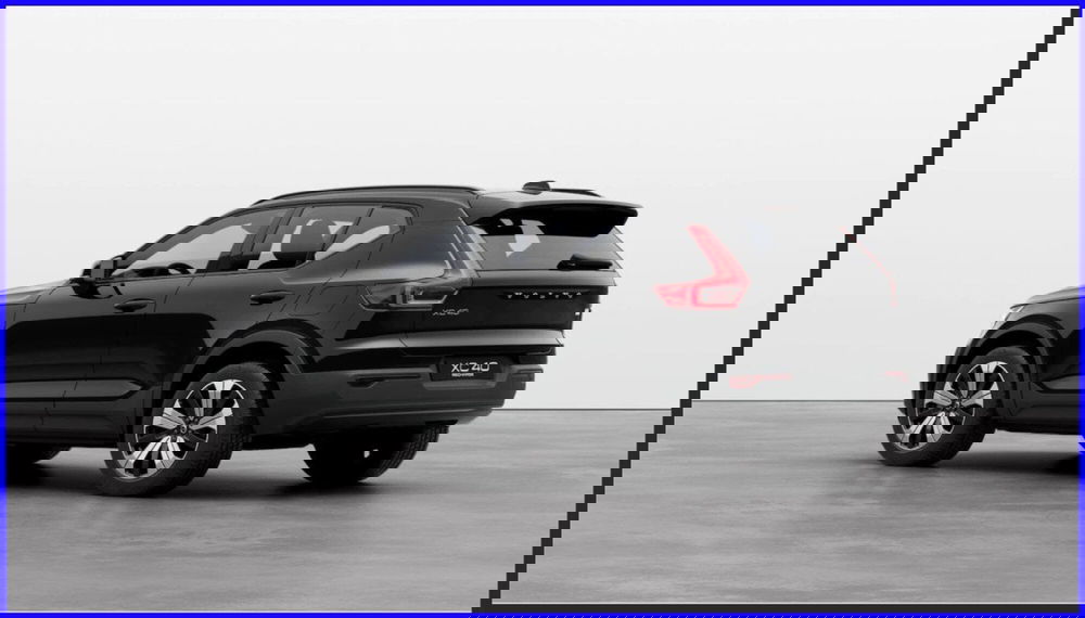 Volvo XC40 nuova a Milano (5)