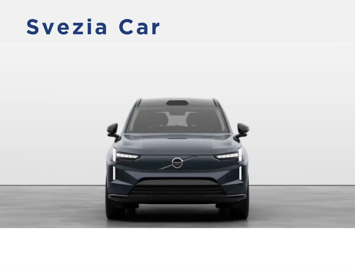 Volvo EX90 nuova a Milano (5)