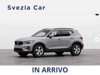 Volvo XC40 B3 automatico Essential N1 nuova a Milano