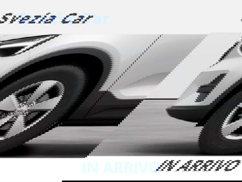 Volvo XC40 nuova a Milano (10)