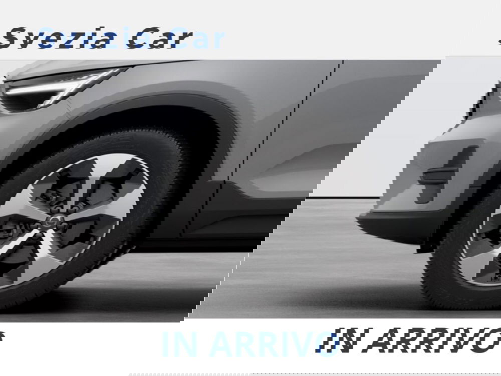 Volvo XC40 nuova a Milano (7)