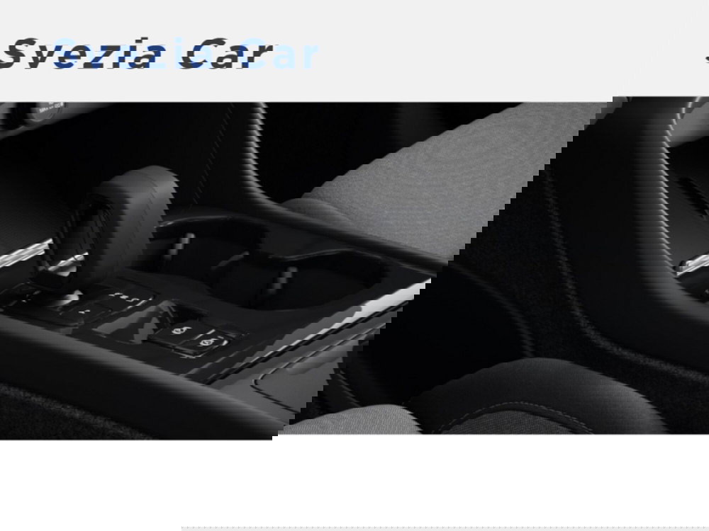 Volvo XC40 nuova a Milano (9)