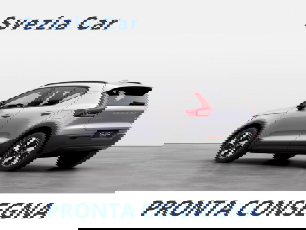 Volvo EX40 nuova a Milano (3)