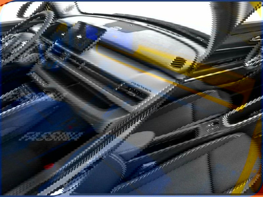 Jeep Avenger nuova a Milano (14)