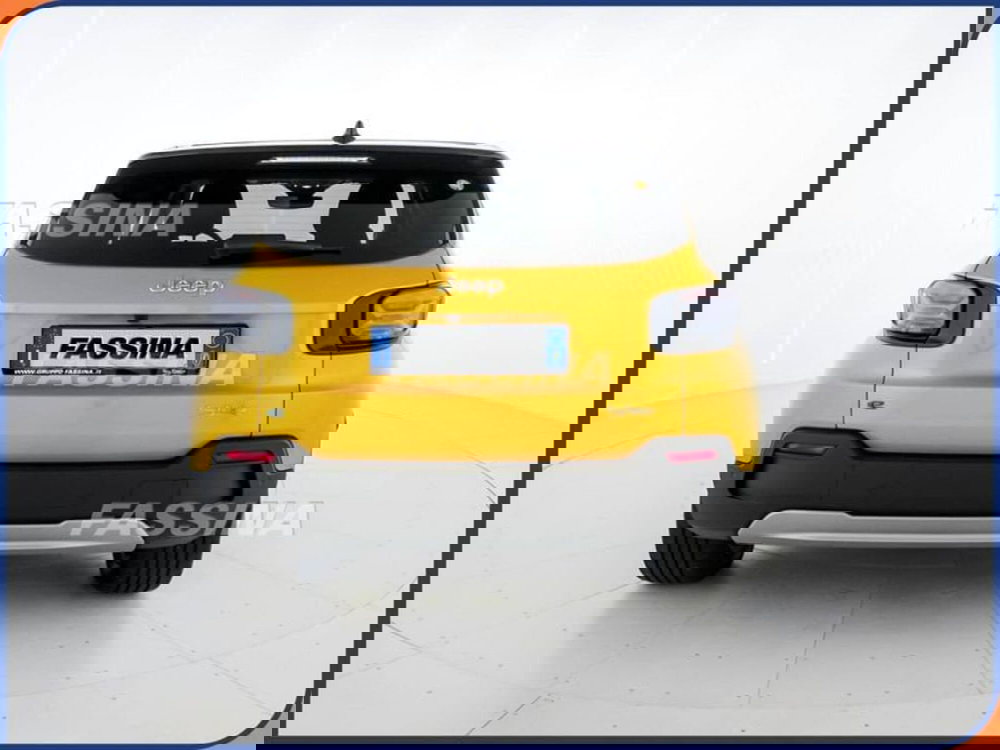 Jeep Avenger nuova a Milano (4)