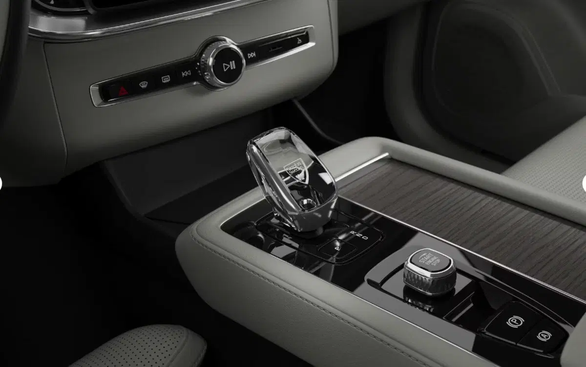 Volvo XC90 nuova a Milano (13)