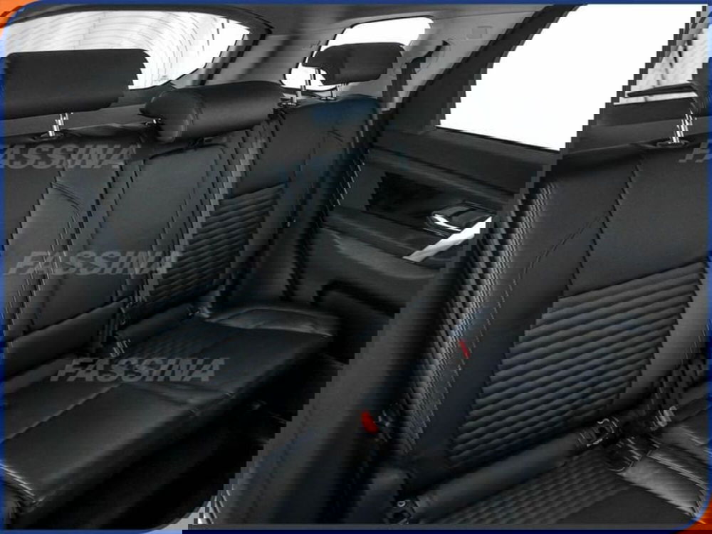 Land Rover Discovery Sport usata a Milano (12)