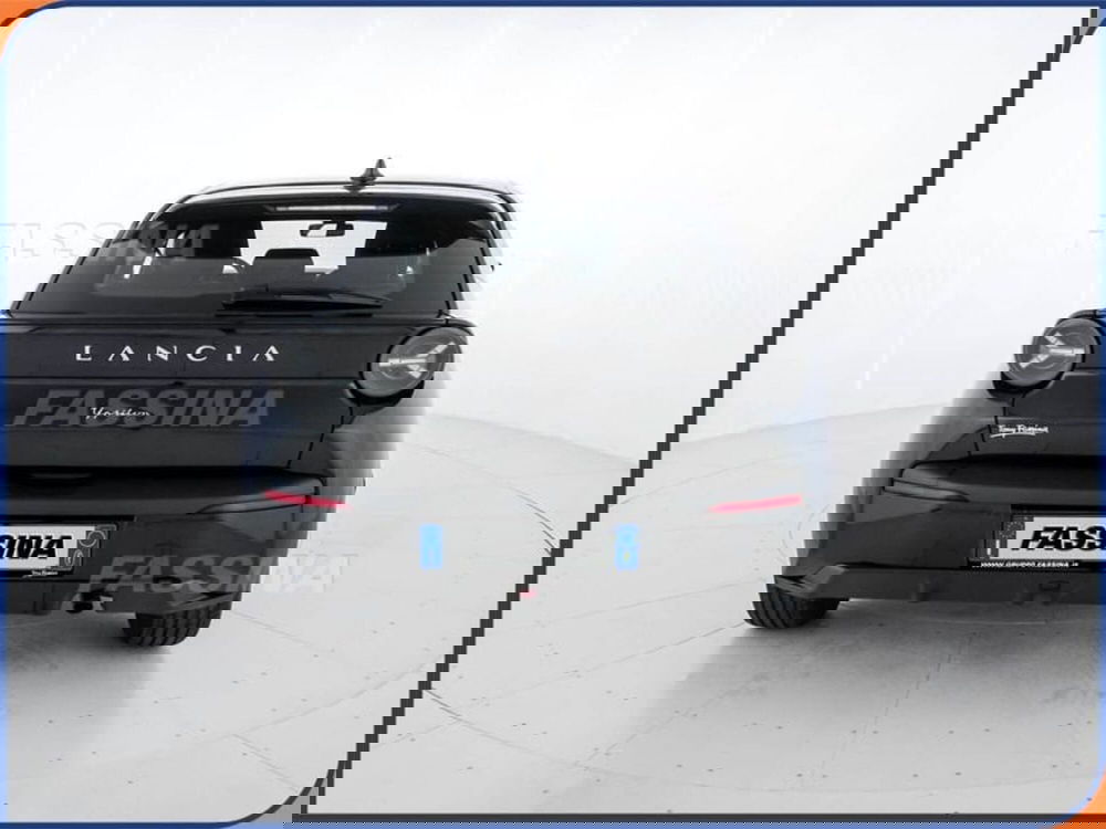 Lancia Ypsilon nuova a Milano (5)