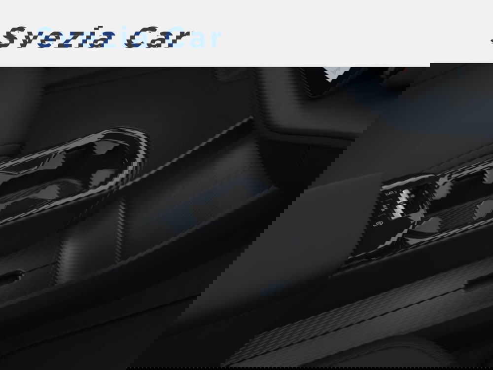 Volvo EX30 Cross Country nuova a Milano (13)