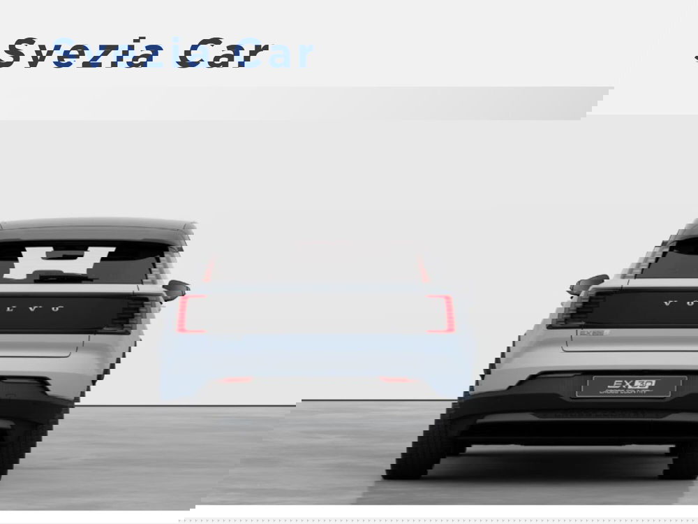 Volvo EX30 Cross Country nuova a Milano (4)