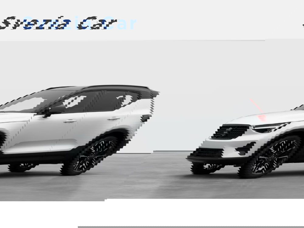 Volvo XC40 nuova a Milano