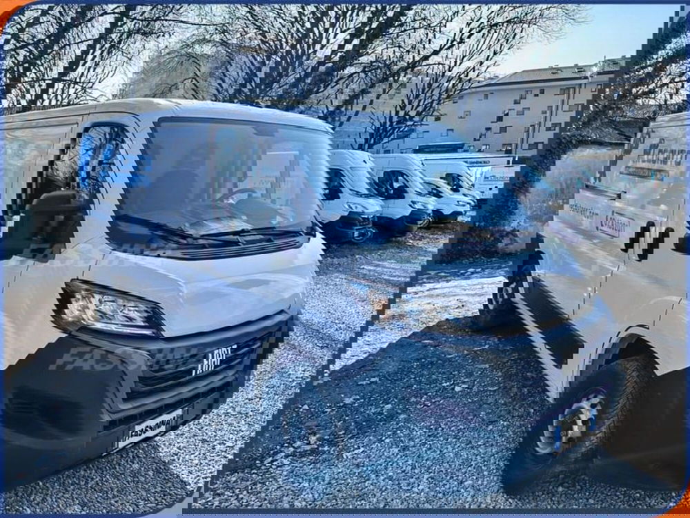 Fiat Ducato Furgone Vetrato usata a Milano