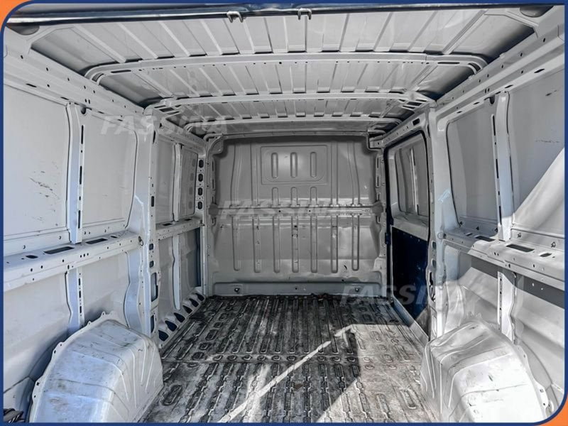Fiat Ducato Furgone Vetrato usata a Milano (9)