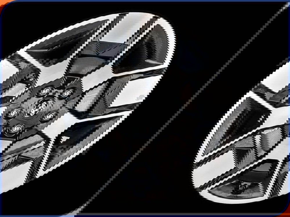 Hyundai Kona usata a Milano (7)