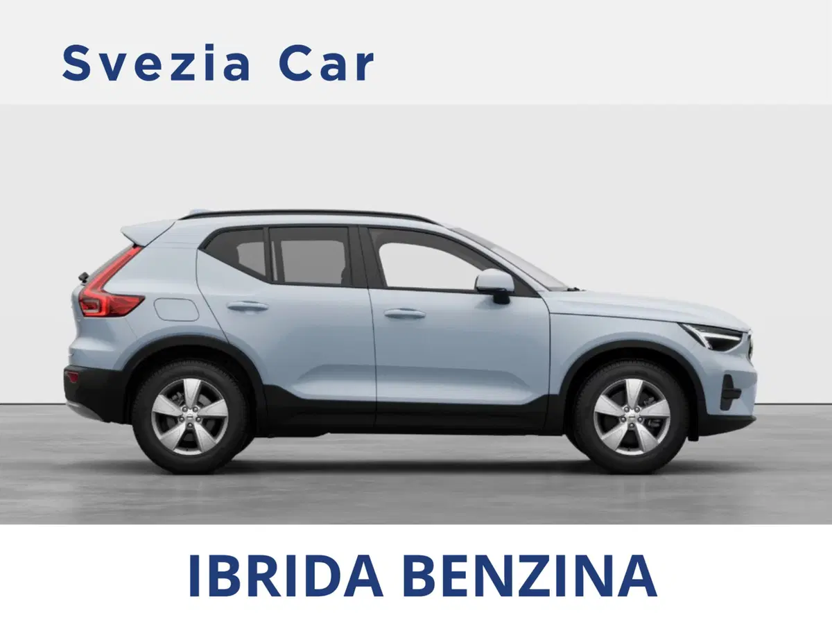 Volvo XC40 nuova a Milano (2)