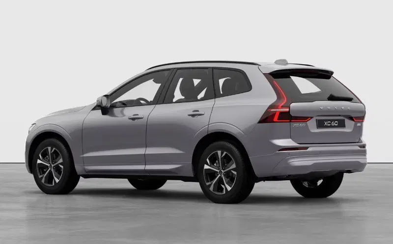 Volvo XC60 nuova a Milano (3)