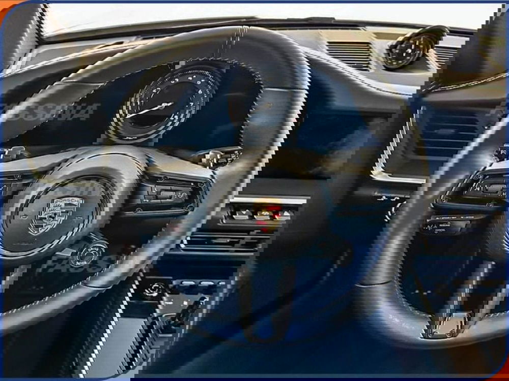 Porsche 911 Coupé usata a Milano (10)