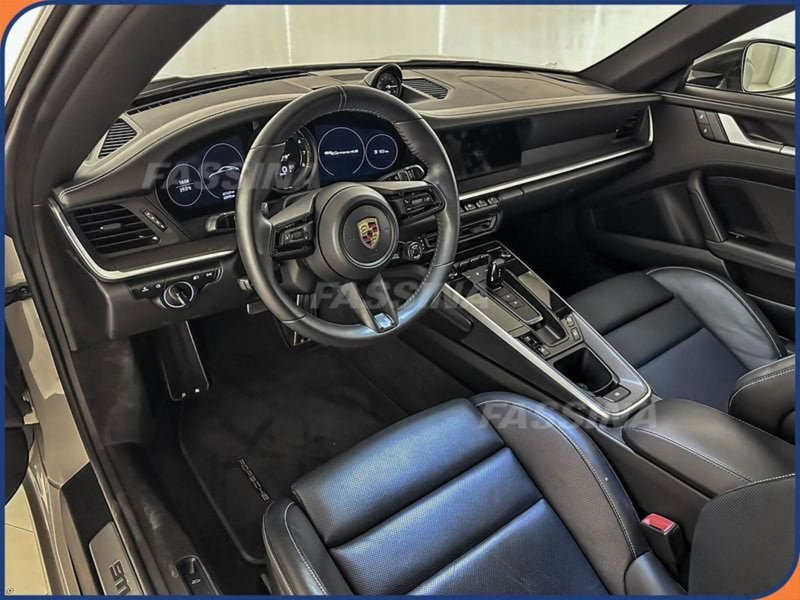 Porsche 911 Coupé usata a Milano (9)