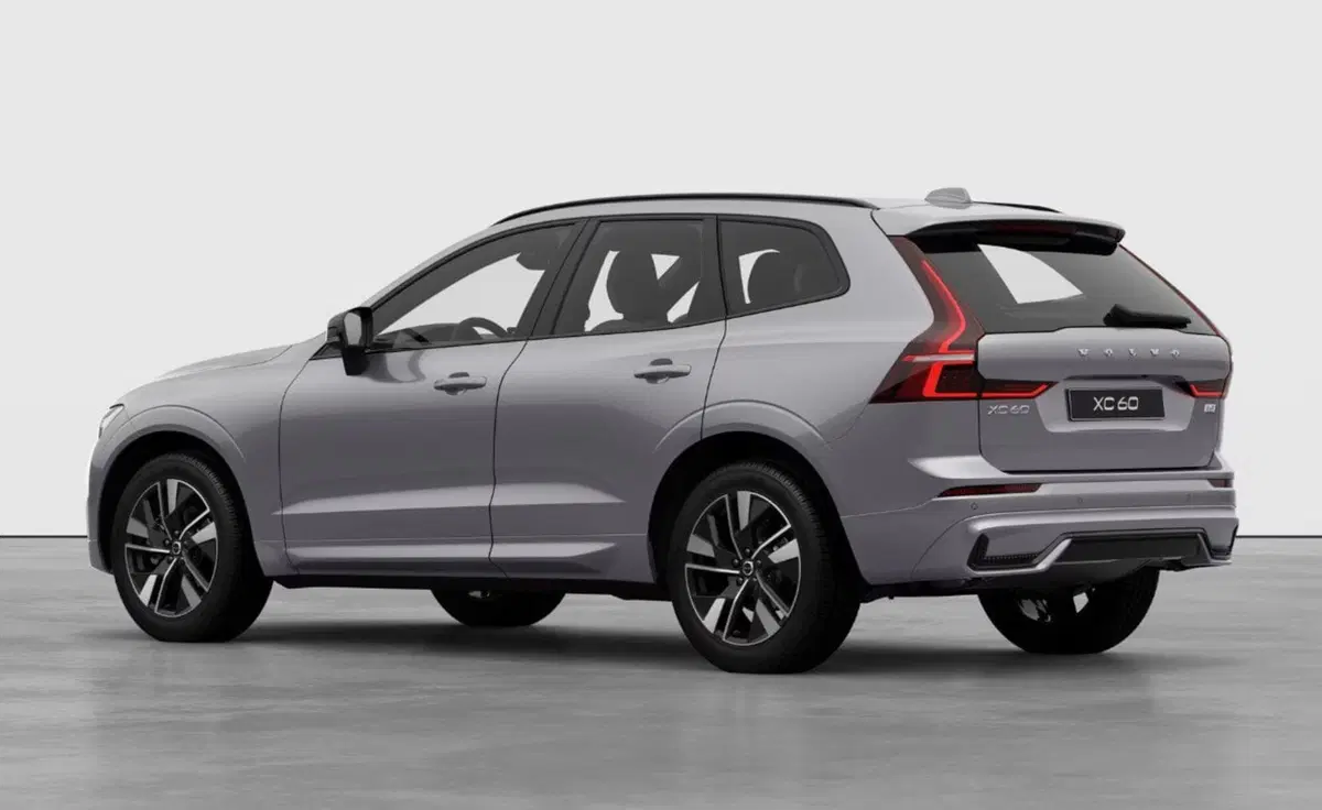 Volvo XC60 nuova a Milano (3)