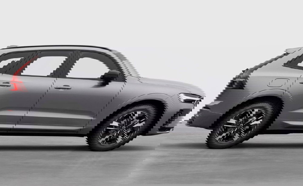 Volvo XC60 nuova a Milano (5)