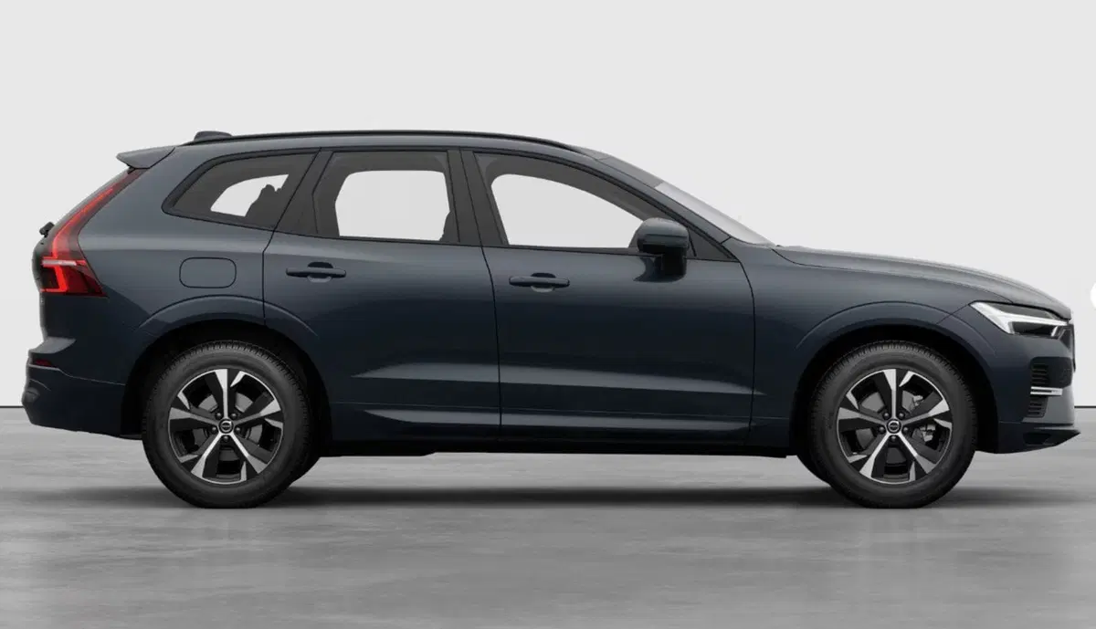 Volvo XC60 nuova a Milano (4)