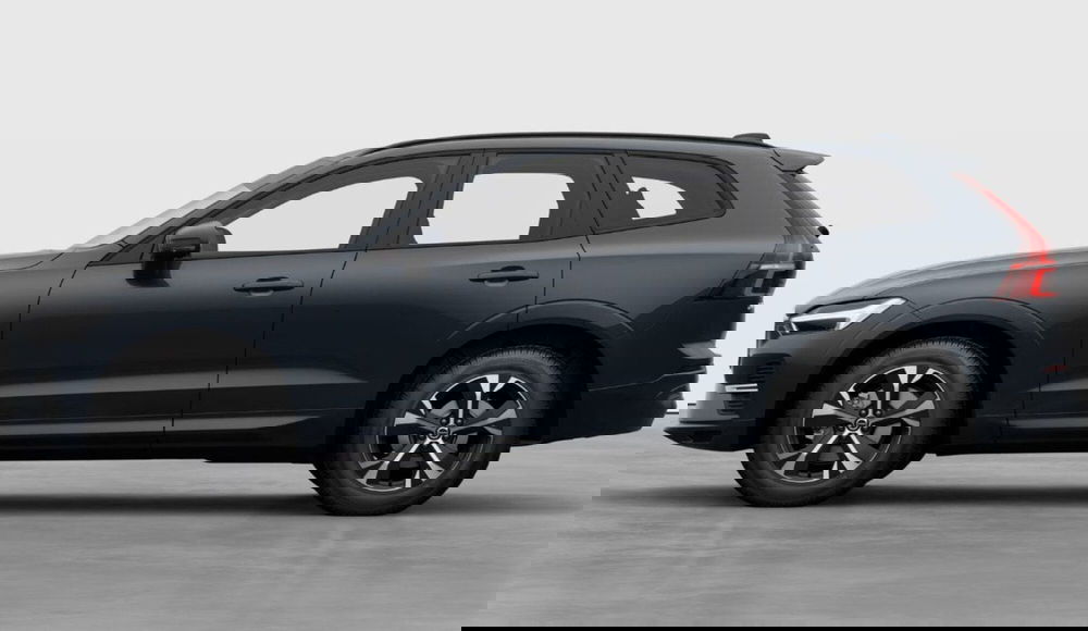 Volvo XC60 nuova a Milano (3)