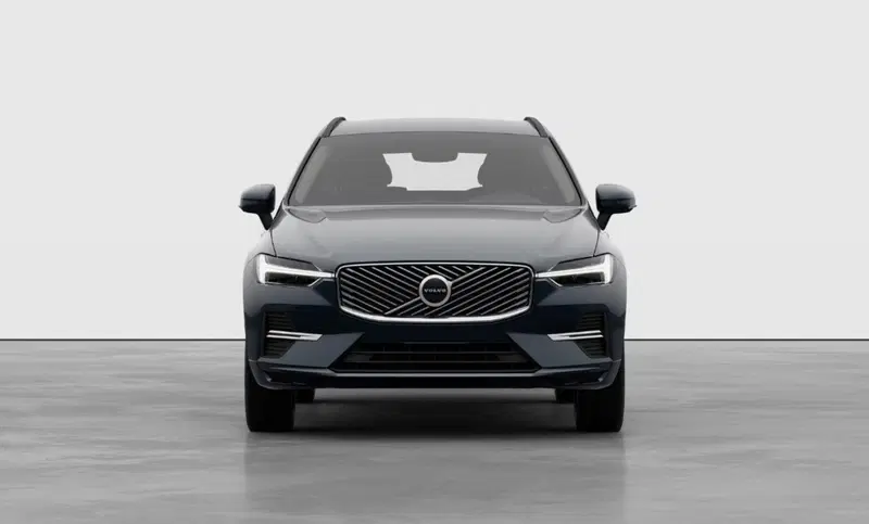 Volvo XC60 nuova a Milano (5)