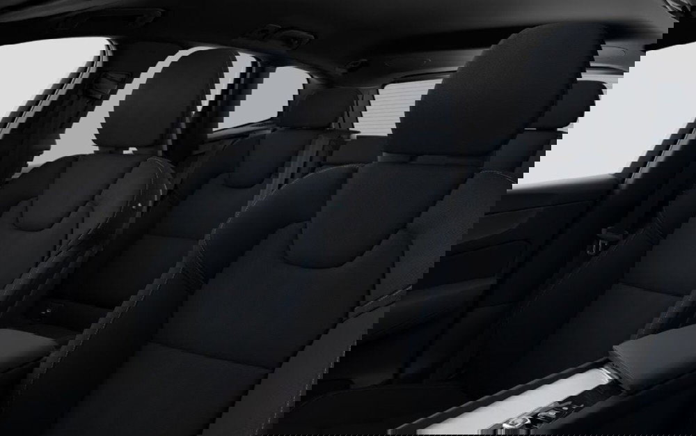 Volvo XC60 nuova a Milano (10)