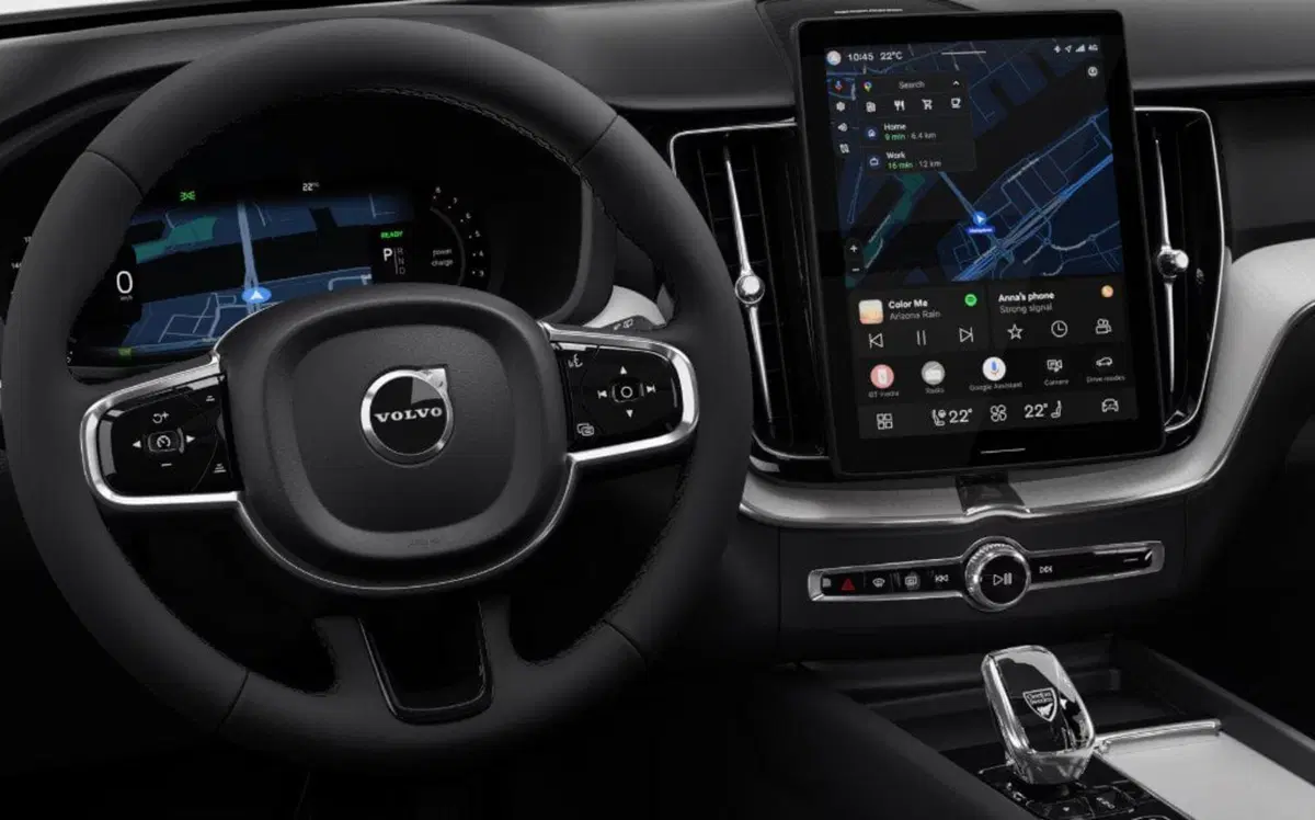 Volvo XC60 nuova a Milano (11)