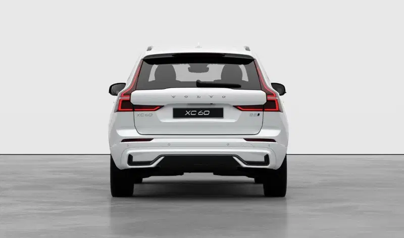 Volvo XC60 nuova a Milano (4)
