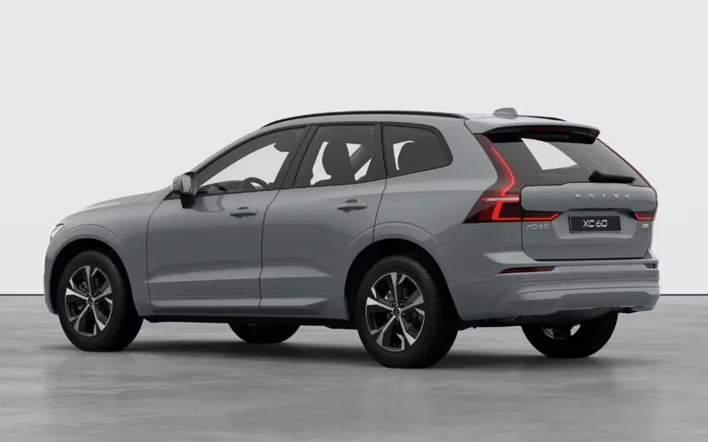 Volvo XC60 nuova a Milano (3)