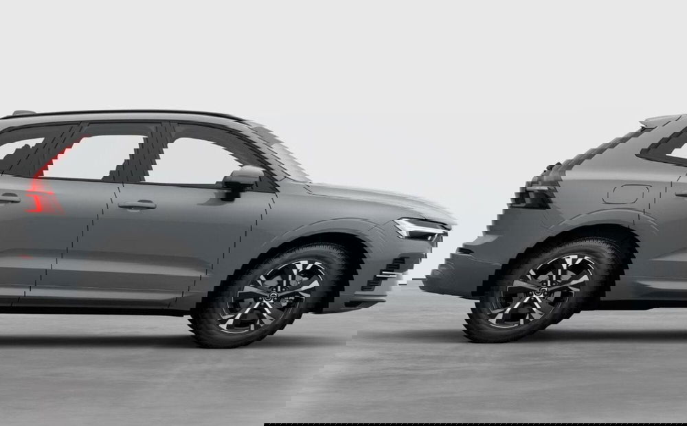 Volvo XC60 nuova a Milano (5)