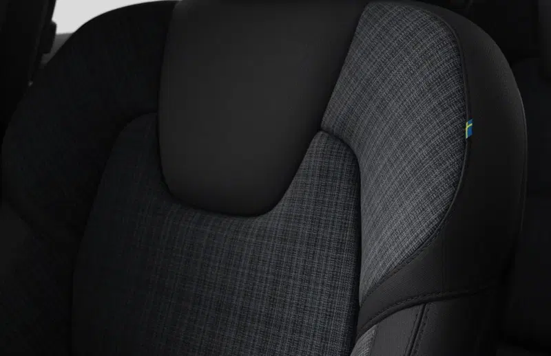 Volvo XC60 nuova a Milano (8)
