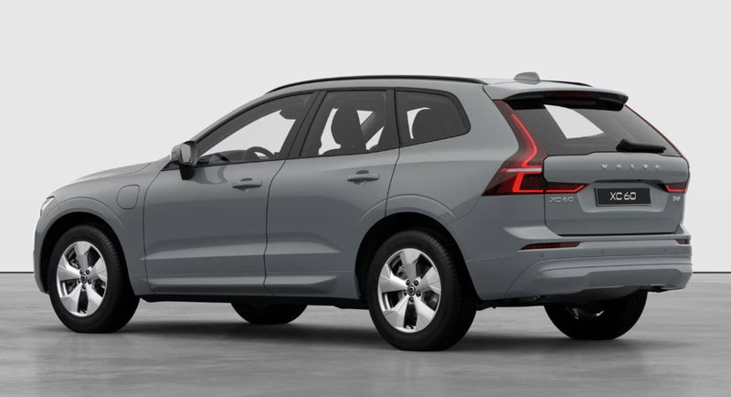 Volvo XC60 nuova a Milano (3)
