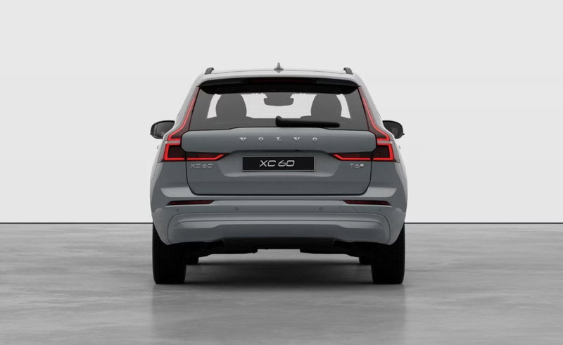 Volvo XC60 nuova a Milano (4)
