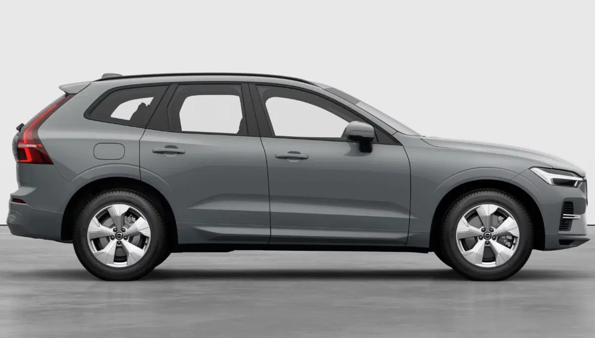 Volvo XC60 nuova a Milano (5)