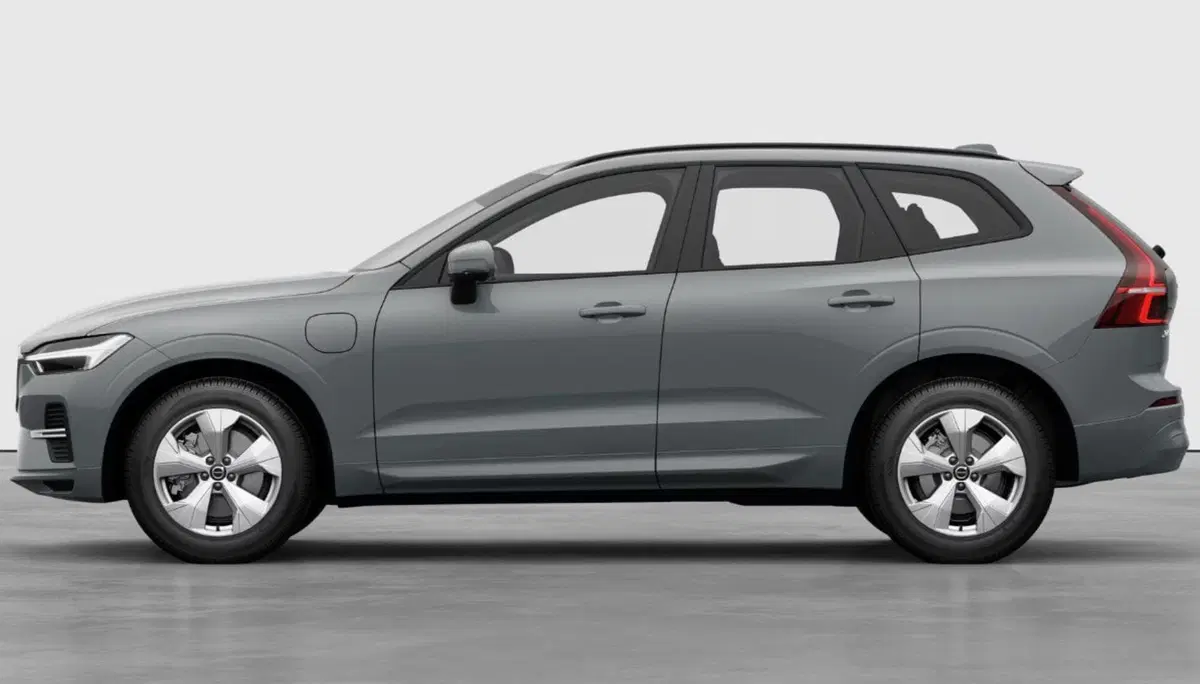 Volvo XC60 nuova a Milano (2)