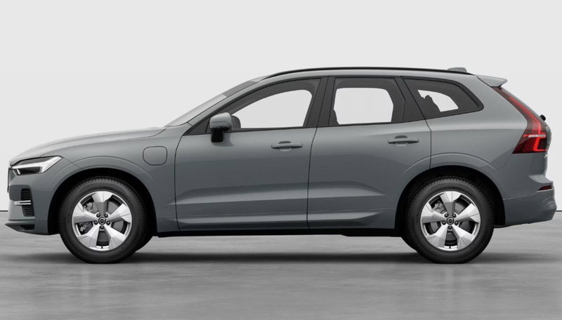 Volvo XC60 nuova a Milano (2)