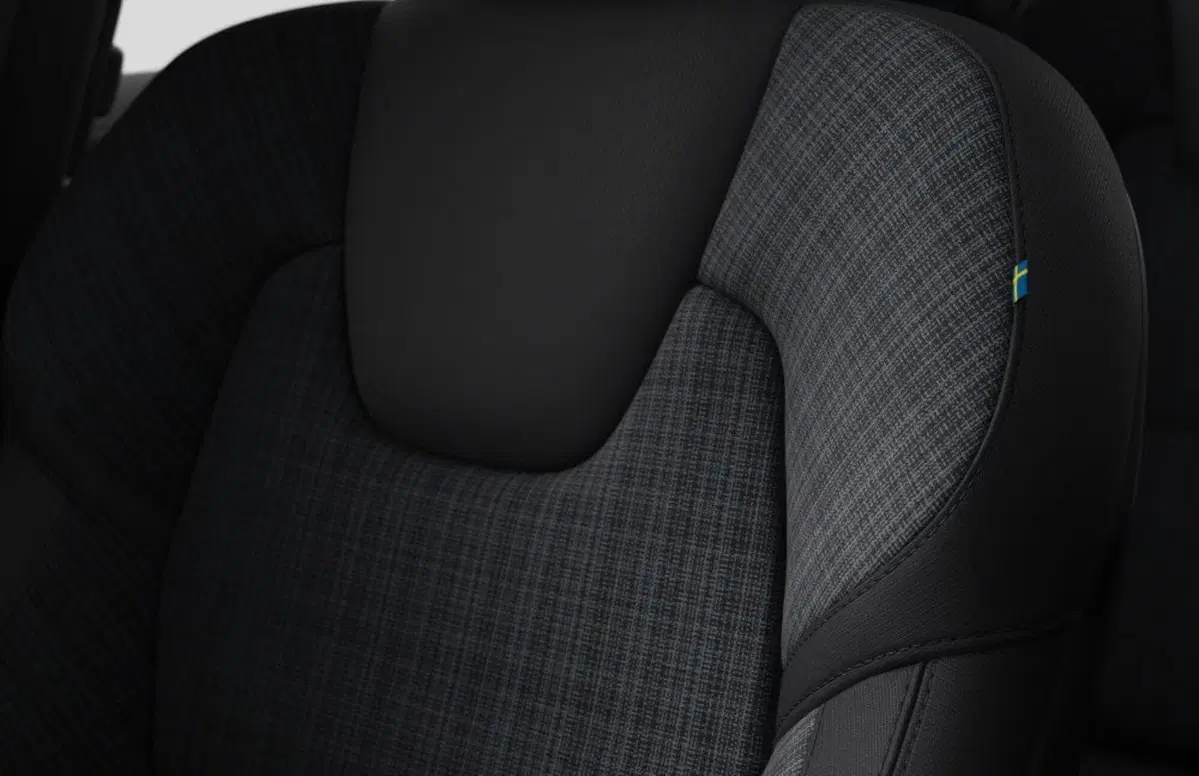 Volvo XC60 nuova a Milano (8)