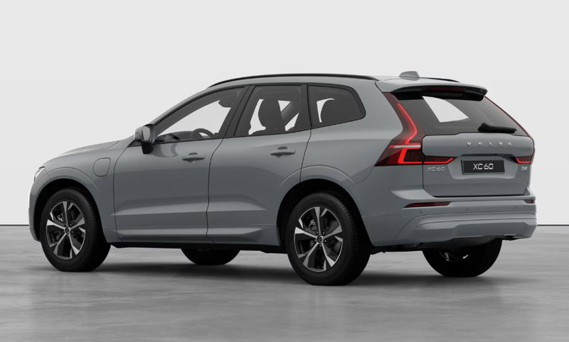 Volvo XC60 nuova a Milano (3)