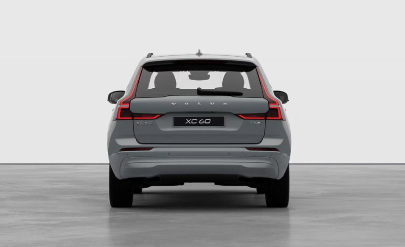 Volvo XC60 nuova a Milano (5)