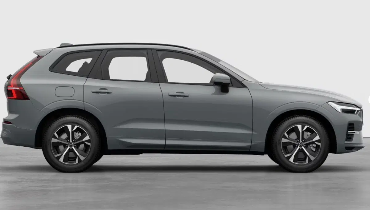 Volvo XC60 nuova a Milano (7)