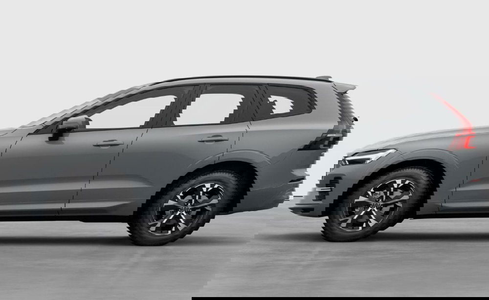 Volvo XC60 nuova a Milano (2)